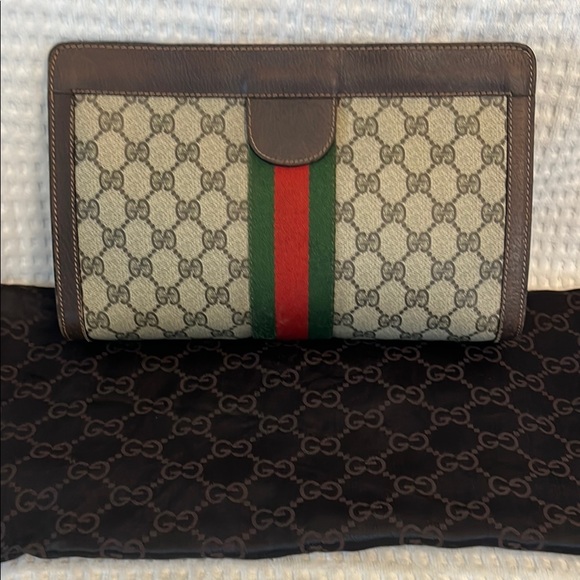 Gucci Sherry Line GG Monogram Clutch Dust Bag Included - Picture 2 of 12